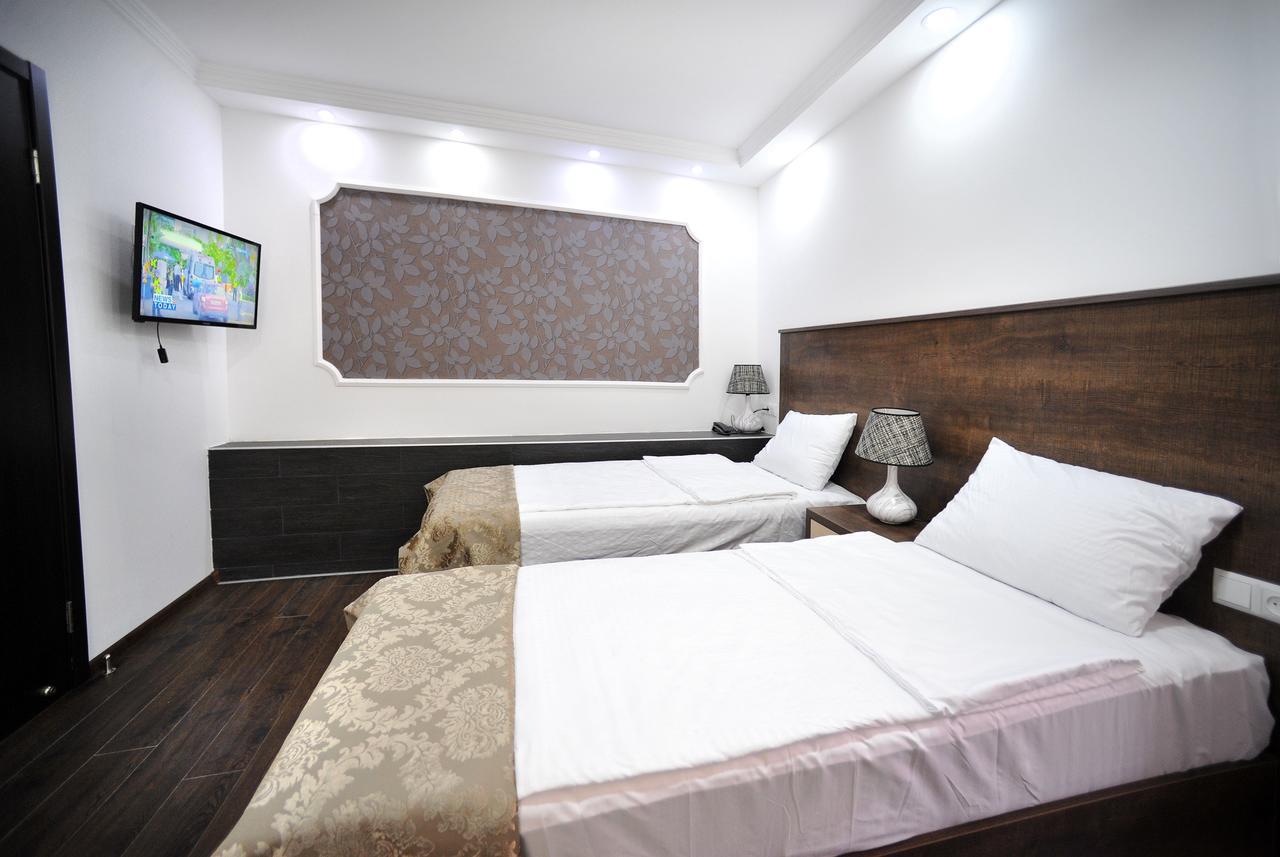 Rk City Hotel Tbilisi Exterior foto