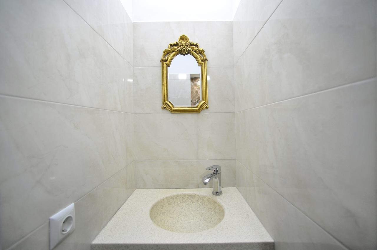 Rk City Hotel Tbilisi Exterior foto